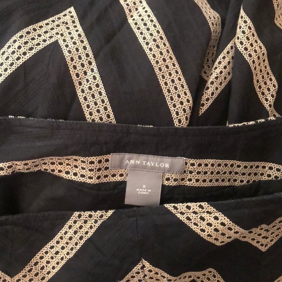 ANN TAYLOR CHEVRON PRINT A-LINE SKIRT SIZE 0 - Picture 3 of 6